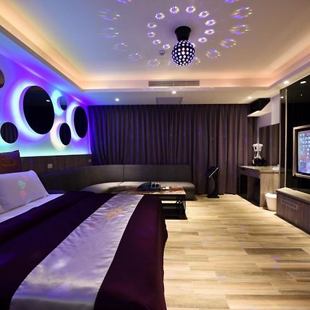 Meng Siang Motel Pingzhen Eksteriør bilde